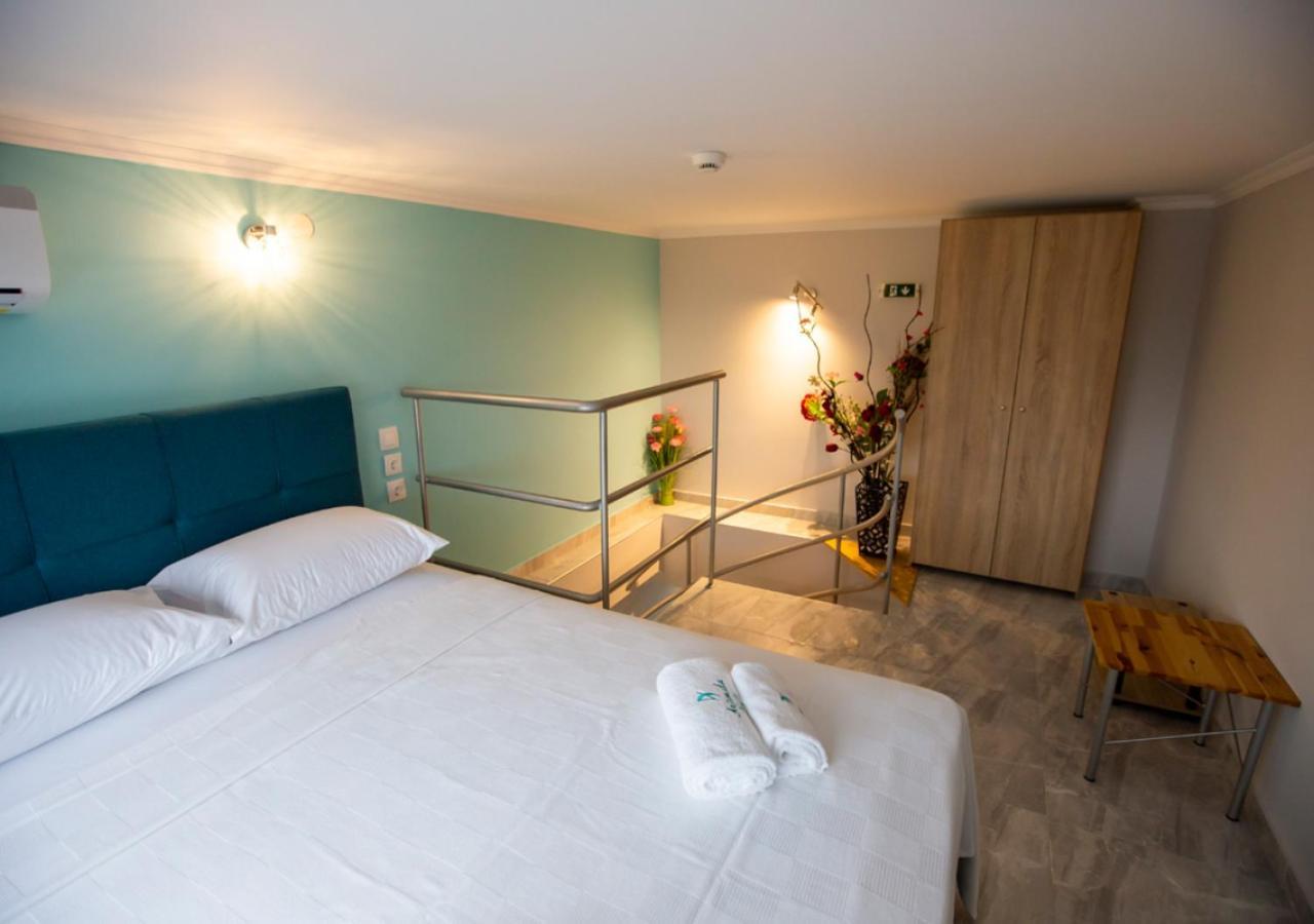 Artemida Suites Hanioti Buitenkant foto