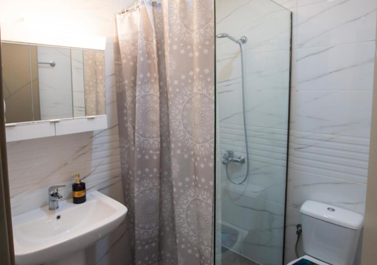 Artemida Suites Hanioti Buitenkant foto