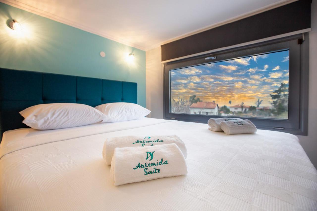 Artemida Suites Hanioti Buitenkant foto