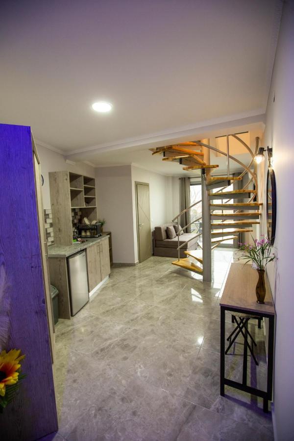 Artemida Suites Hanioti Buitenkant foto